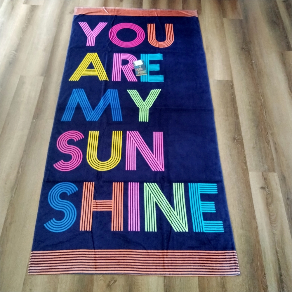 Crown & Ivy oversized beach towel